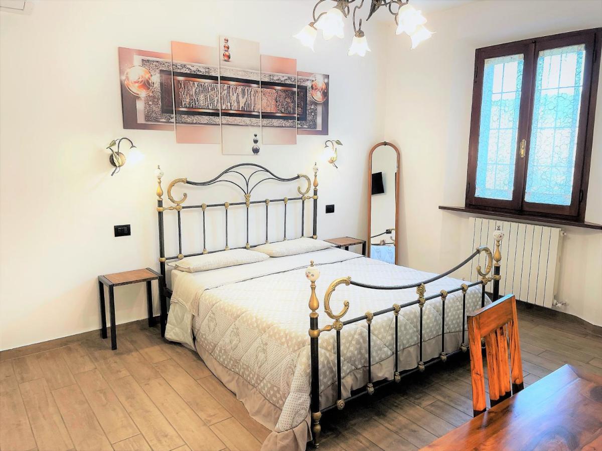 B&B Villa Incrocca Cerreto dʼEsi Buitenkant foto